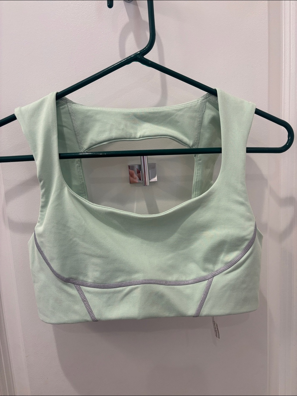 NWOT Free People Movement You’re a Peach Sports Bra in mint green - S